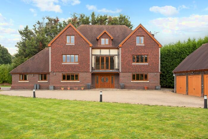8 Bedroom Detached House To Rent In Edenbridge Road, Hartfield, TN7