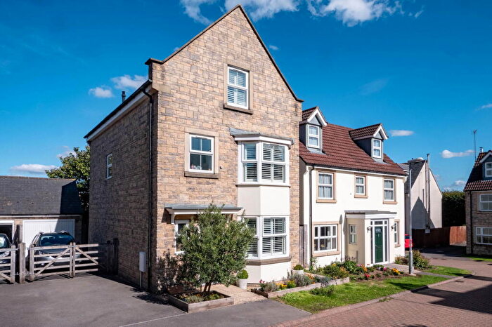 5 Bedroom Detached House For Sale In Newland Gardens, Frome, BA11