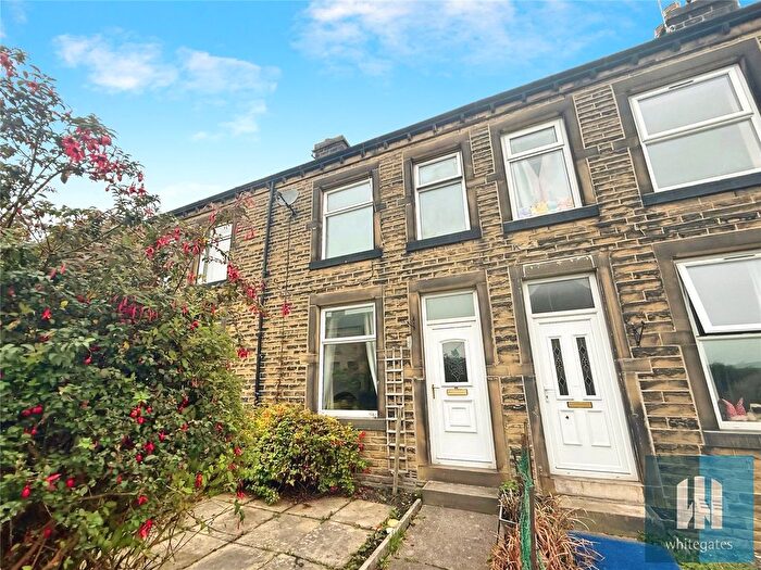 3 Bedroom Terraced House To Rent In Cadogan Avenue, Lindley, Huddersfield, HD3