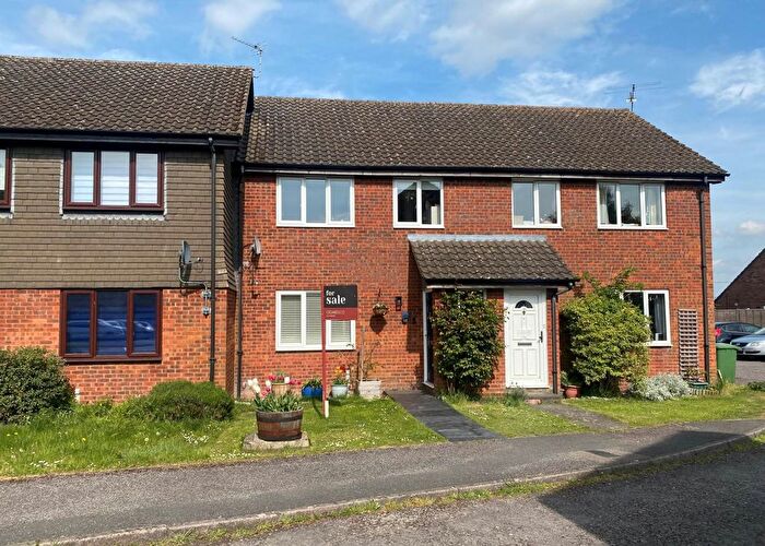 3 Bedroom Terraced House For Sale In Church Hill, Cheddington, LU7