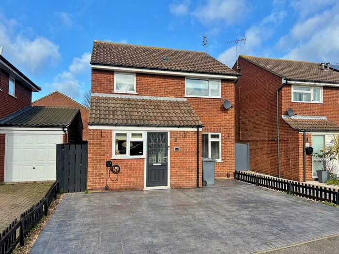 3 Bedroom Detached House For Sale In Melford Way, Felixstowe, IP11
