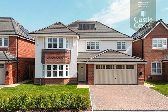4 Bedroom Detached House For Sale In , Lower Hays, Daresbury, WA4