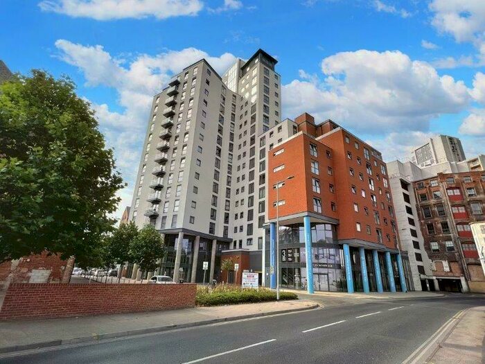 3 Bedroom Apartment To Rent In Key Street, Ipswich, Suffolk, IP4