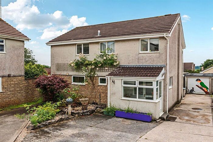 4 Bedroom Detached House For Sale In Buddle Close, Ivybridge, PL21