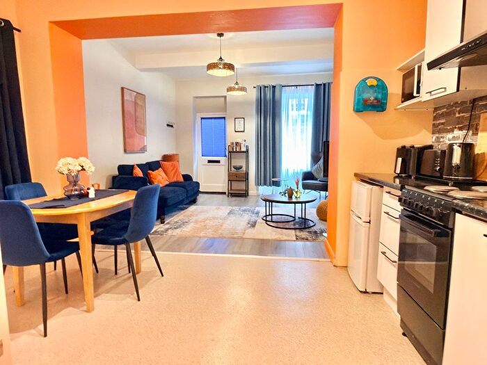 1 Bedroom Flat For Sale In Barton Street, Tewkesbury, GL20