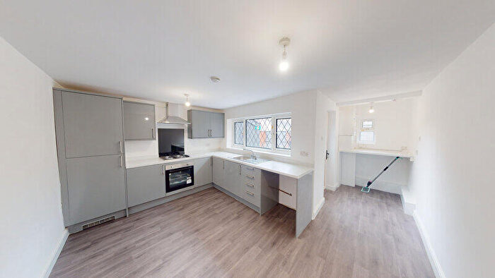 5 Bedroom Detached House To Rent In Milton Road, Rotherham, South Yorkshire, S65