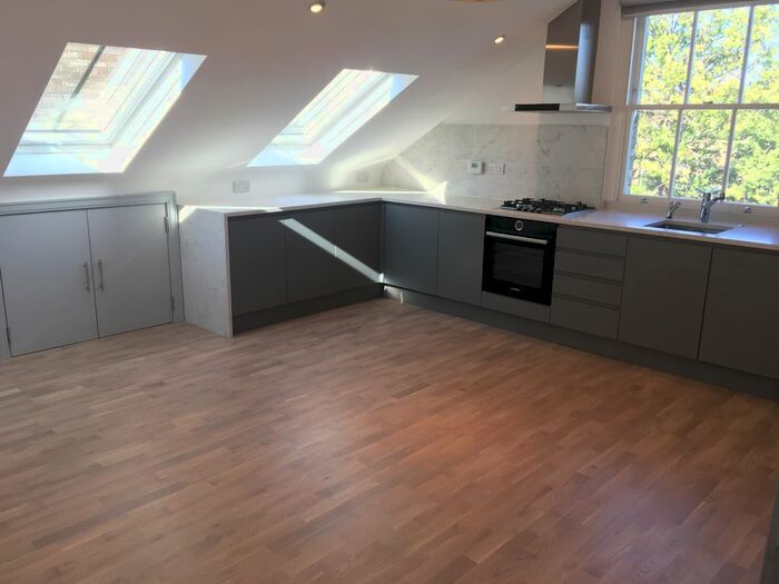 1 Bedroom Flat To Rent In Very Near Blakesley Avenue Area, Ealing Broadway West Side, W5