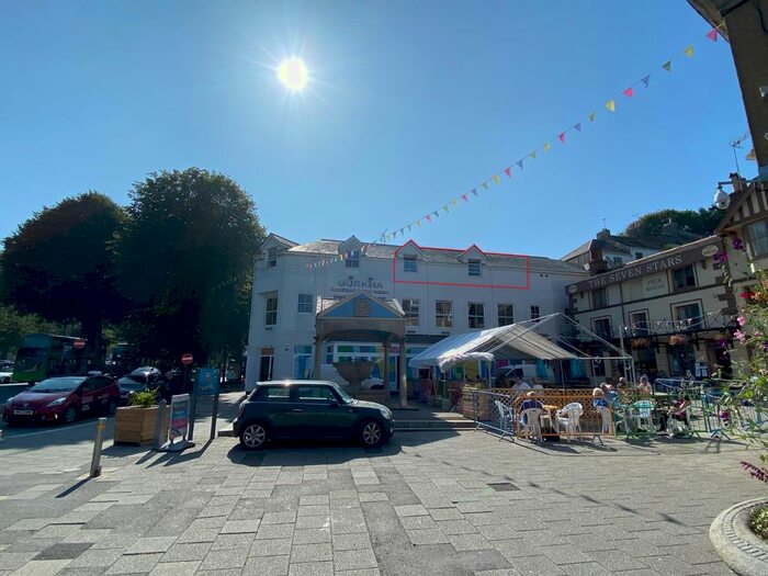 1 Bedroom Flat To Rent In The Moor, Falmouth, TR11