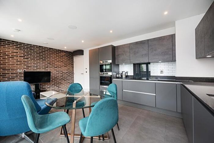 1 Bedroom Flat For Sale In Hepscott Road, London, E9