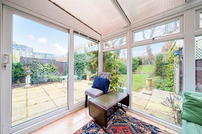 2 Bedroom Semi-Detached Bungalow For Sale In Fitzalan Road, Arundel, BN18