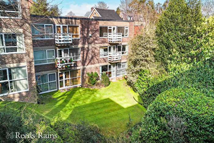2 Bedroom Apartment For Sale In Oak Dale Road, Sheffield, S7
