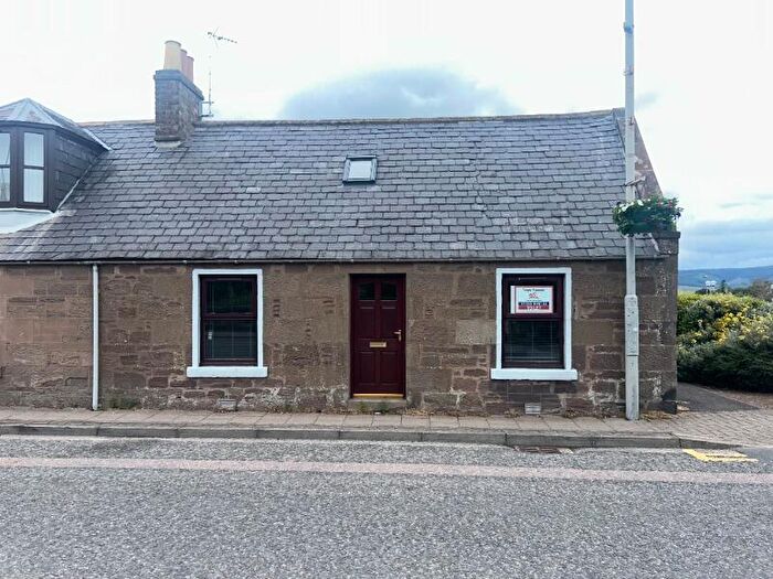 3 Bedroom Semi-Detached House To Rent In High Street, Laurencekirk, Aberdeenshire, AB30