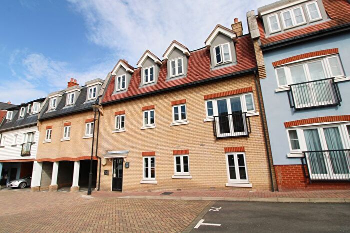 1 Bedroom Flat To Rent In Rocheforte House, Rochford, SS4