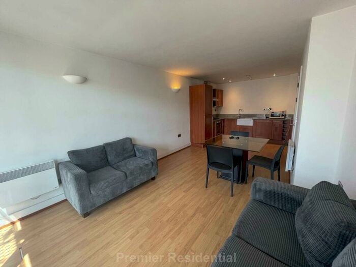 1 Bedroom Apartment To Rent In Advent House, Isaac Way, Manchester, M4