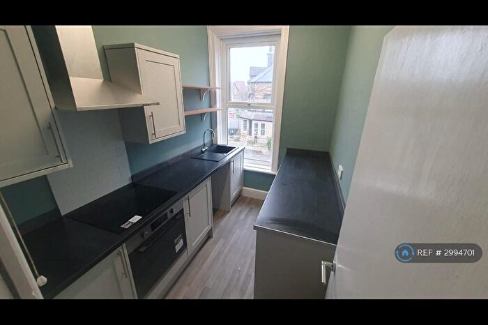 1 Bedroom Flat To Rent In Mayfield Grove, Harrogate, HG1