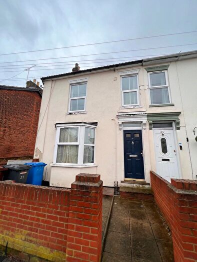 3 Bedroom Terraced House To Rent In Spring Road, Ipswich, IP4