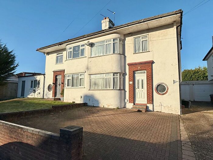 3 Bedroom Semi-Detached House To Rent In Woodmere Avenue, Watford, WD24