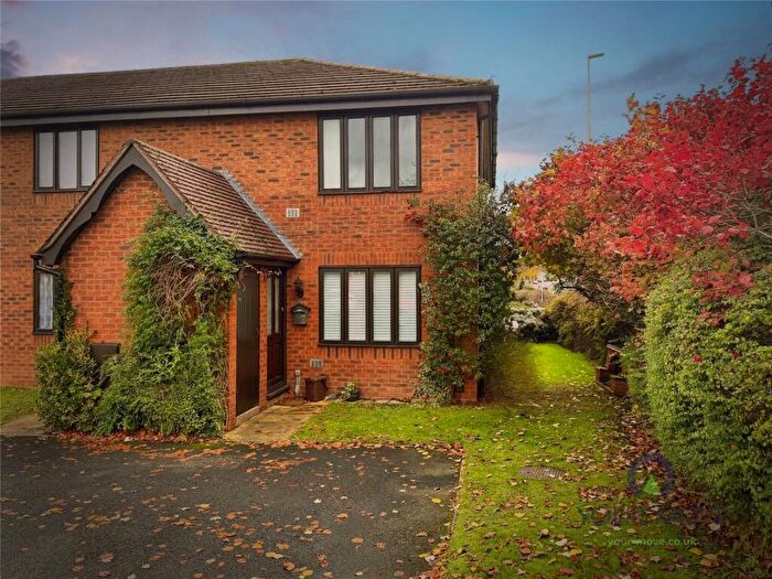 1 Bedroom Maisonette For Sale In Anita Avenue, Tipton, West Midlands, DY4