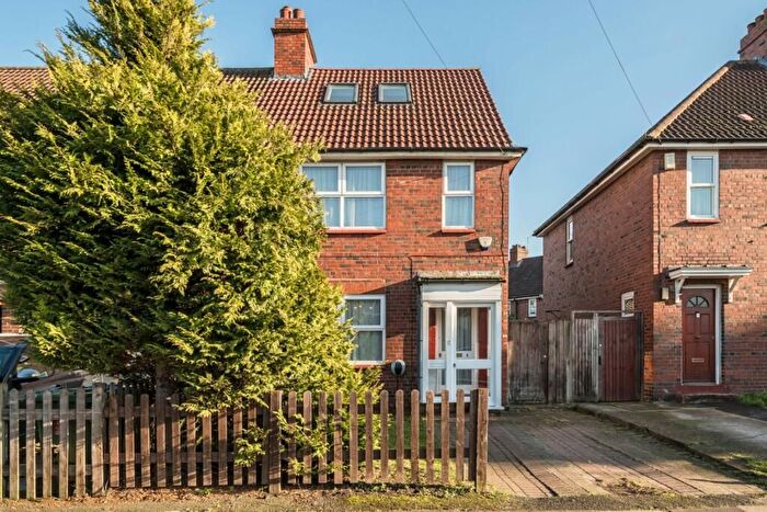 3 Bedroom End Of Terrace House To Rent In Meridian Road, Charlton, SE7