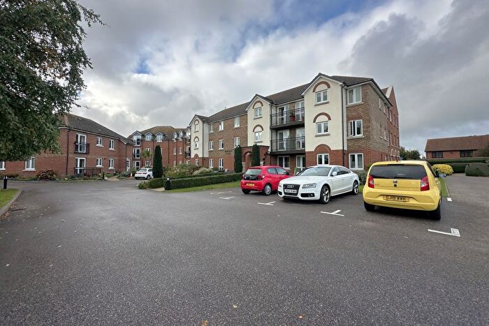 1 Bedroom Flat For Sale In Beechwood Avenue, Deal, CT14