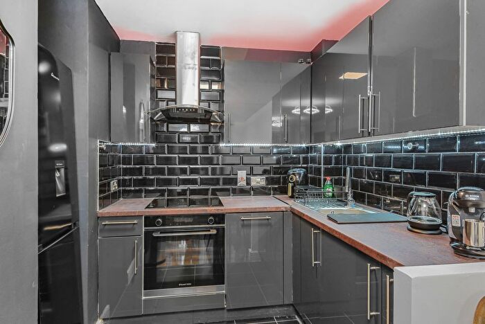 1 Bedroom Flat To Rent In Windmill Lane, Stratford London, E15