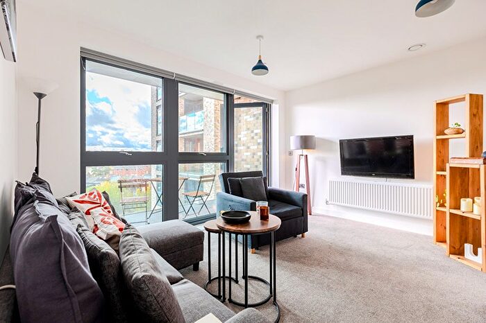 1 Bedroom Flat To Rent In Osiers Road, London, SW18