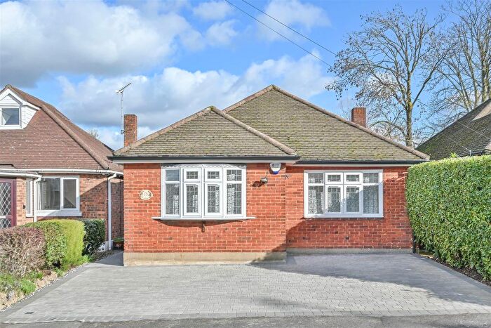 2 Bedroom Detached Bungalow For Sale In Rushdene Road, Brentwood, CM15