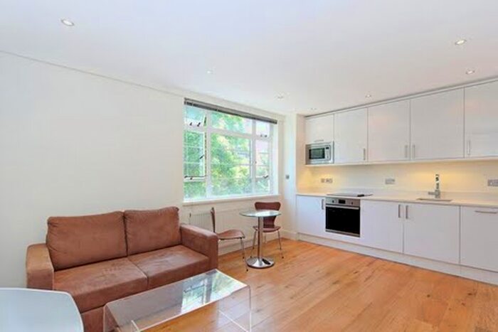 1 Bedroom Flat To Rent In Sloane Avenue, Chelsea, SW3