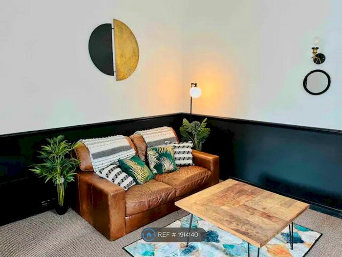 1 Bedroom Flat To Rent In Station Road, Southwell, NG25