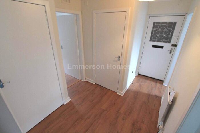 2 Bedroom Flat To Rent In Graham Street, Johnstone, PA5 - Photo 8