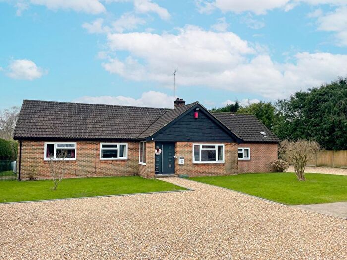 4 Bedroom Detached House For Sale In Woodlands Road, Woodlands, SO40