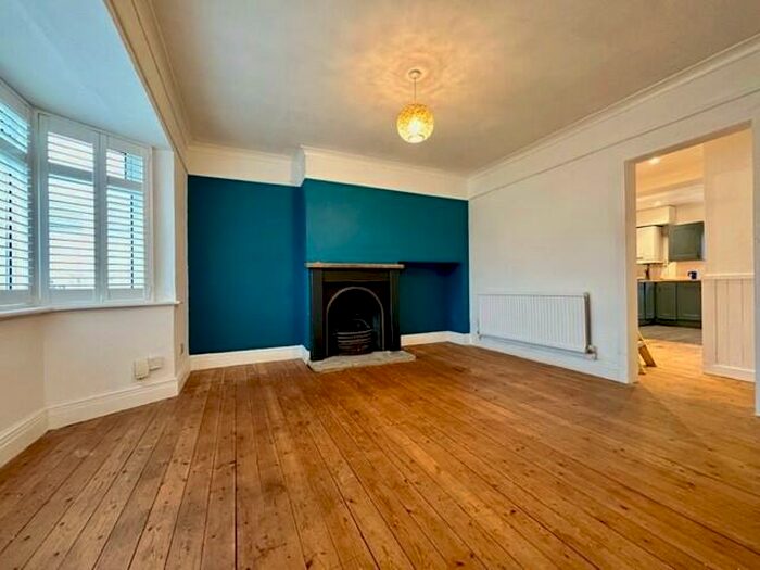 3 Bedroom End Of Terrace House To Rent In Monks Way, Mansbridge, Southampton, SO18