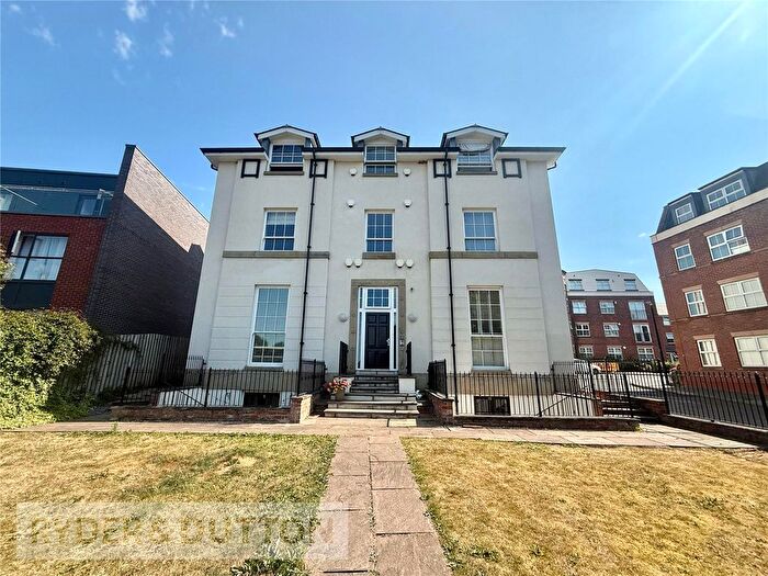 2 Bedroom Flat To Rent In Great Clowes Street, Salford, Greater Manchester, M7