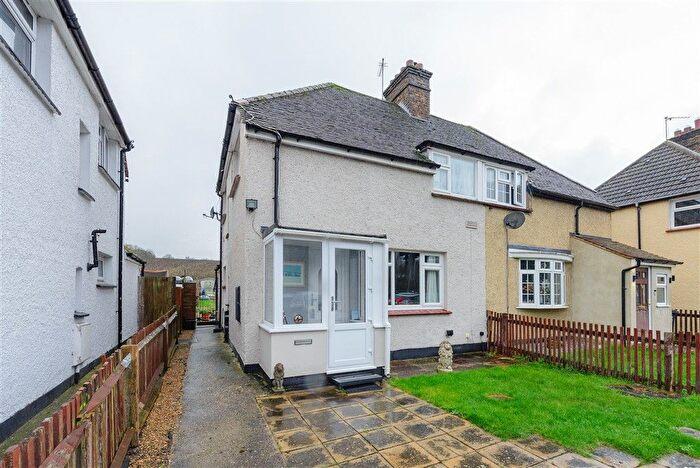 3 Bedroom Semi Detached House For Sale In Green Street Green Road, Dartford, Kent, DA2