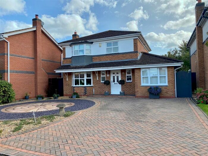 4 Bedroom Detached House For Sale In Baldenhall, Malvern, WR14