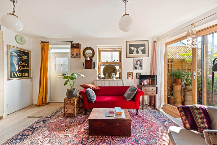 2 Bedroom Maisonette For Sale In Gloucester Street, Eastville, BS5