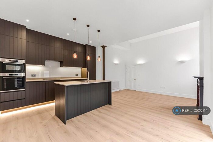 3 Bedroom Maisonette To Rent In North Road, London, N7