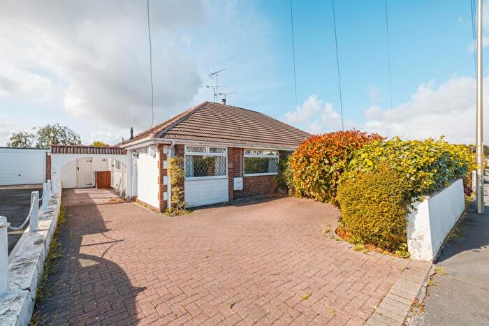 2 Bedroom Semi-Detached Bungalow For Sale In Bendee Avenue, Little Neston, Neston, Cheshire, CH64