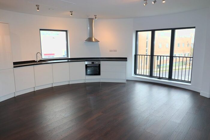 2 Bedroom Flat To Rent In New Road, Gravesend, DA11