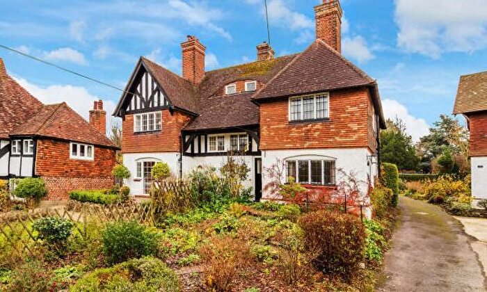 3 Bedroom Semi Detached House For Sale In Titsey Road, Limpsfield Village, Oxted, Surrey, RH8