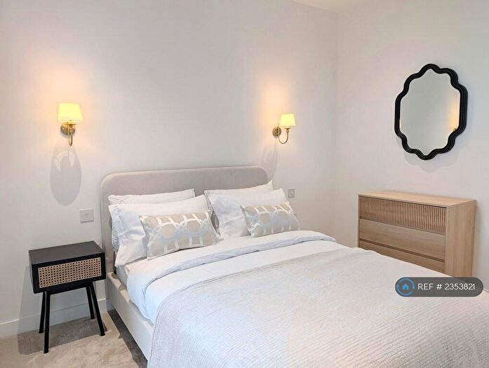 2 Bedroom Flat To Rent In Valencia Tower, London, EC1V