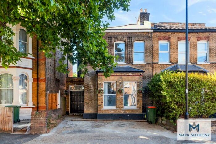 4 Bedroom Semi-Detached House To Rent In Clova Road, London, E7