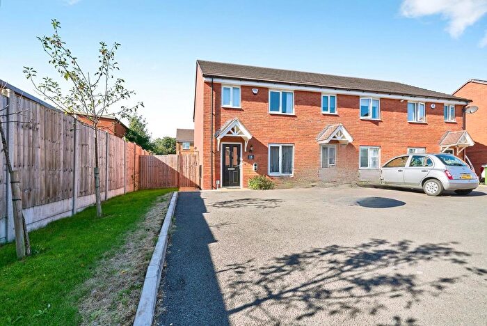 3 Bedroom End Of Terrace House For Sale In Brass Grove, Walsall, West Midlands, WS3