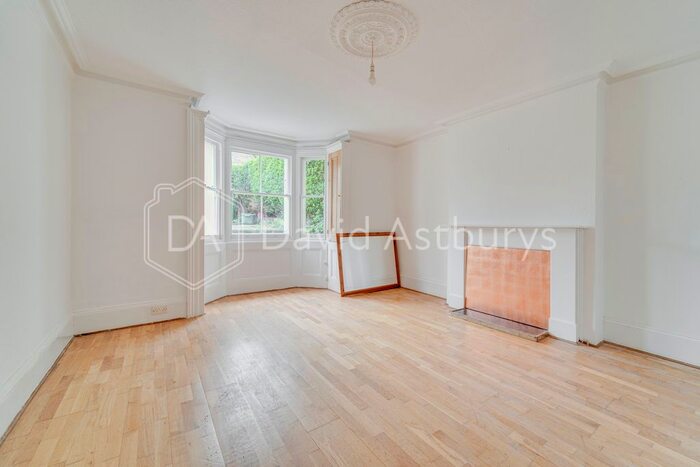 2 Bedroom Flat To Rent In Ashley Road, Stroud Green, London, N19