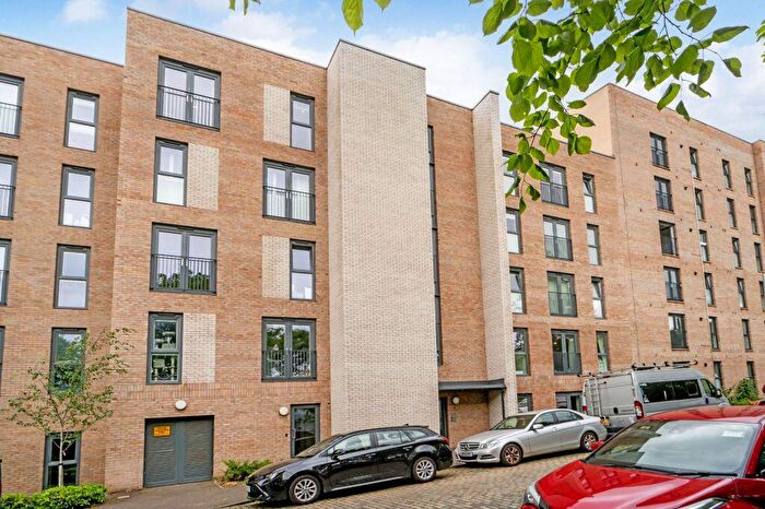 2 Bedroom Flat For Sale In / South Fort Street, Bonnington, Edinburgh, EH6