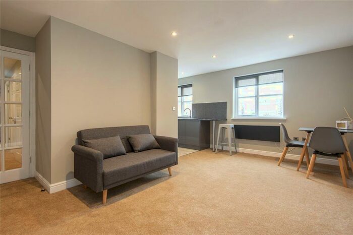 2 Bedroom Flat To Rent In Otter Close, London, E15