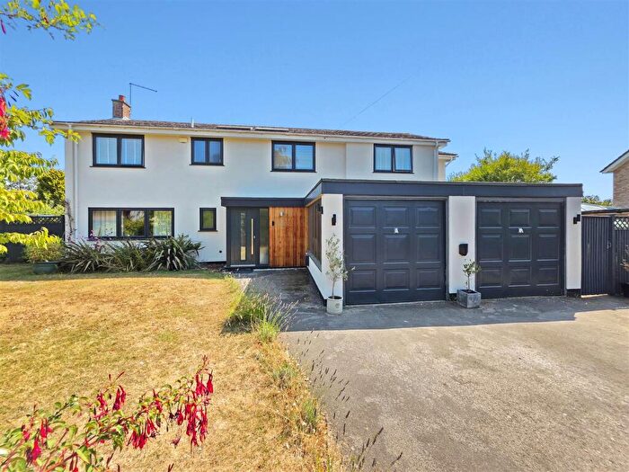 5 Bedroom Detached House For Sale In Moss Close, East Bridgford, Nottingham, NG13