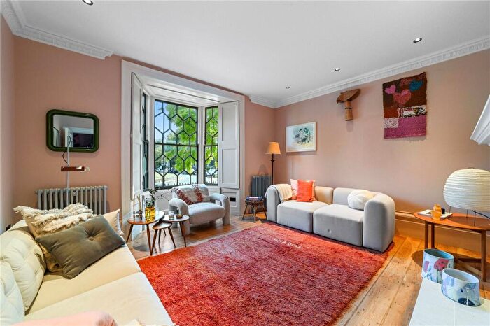 3 Bedroom Terraced House To Rent In De Beauvoir Square, De Beauvoir, London, N1