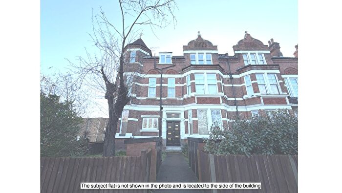 1 Bedroom Flat For Sale In Flat C, Nightingale Lane, Balham, London, SW12