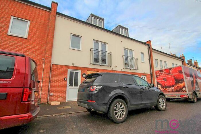4 Bedroom Terraced House To Rent In Stoneville Street, Cheltenham, GL51